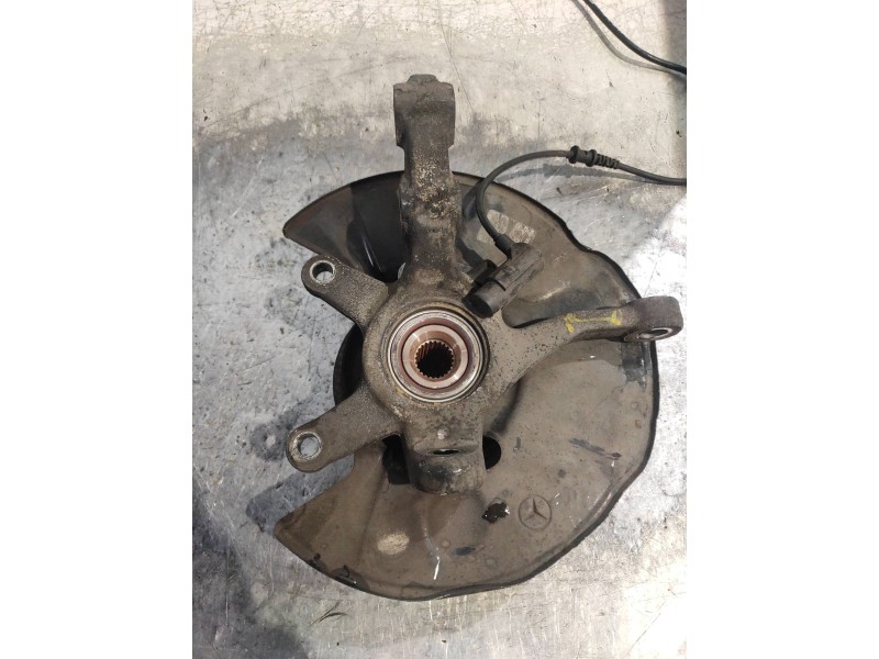 Recambio de mangueta delantera izquierda para mercedes vaneo (w414) furgoneta compacta cdi (414.700) referencia OEM IAM   