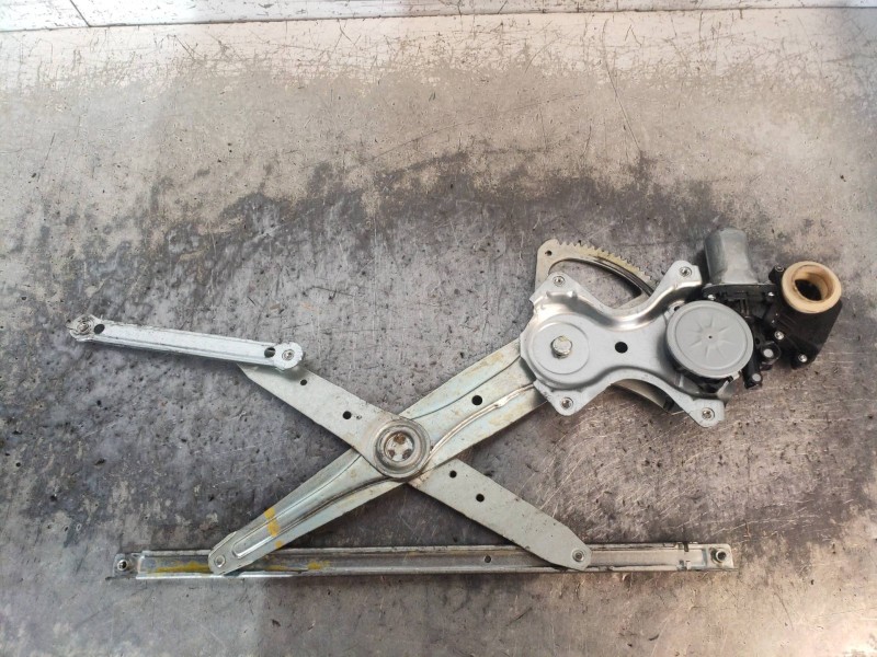 Recambio de elevalunas delantero derecho para toyota corolla (e15) luna referencia OEM IAM   