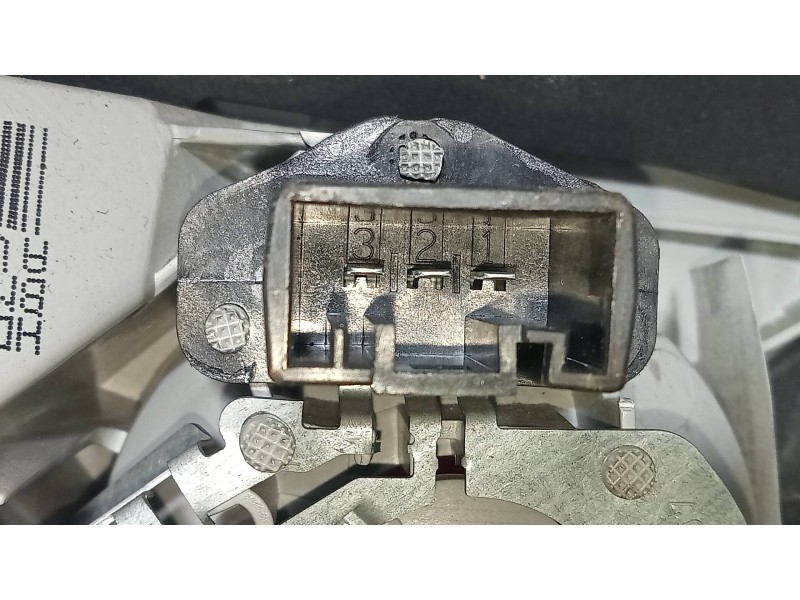 Recambio de piloto trasero derecho interior para bmw x3 (e83) 2.0d referencia OEM IAM   