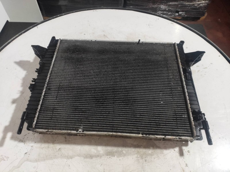 Recambio de radiador agua para land rover discovery 2.7 td v6 cat referencia OEM IAM PCC500321  