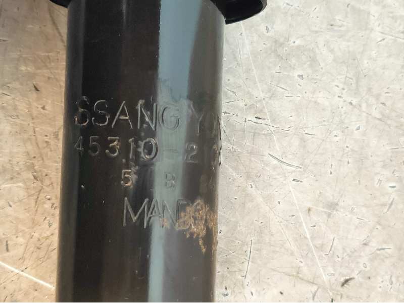 Recambio de amortiguador trasero izquierdo para ssangyong rodius xdi referencia OEM IAM 4531021000  