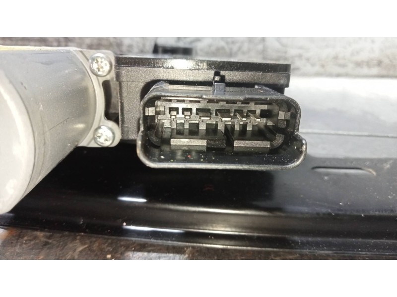 Recambio de elevalunas delantero izquierdo para renault kadjar business referencia OEM IAM 807218568R C39779100 