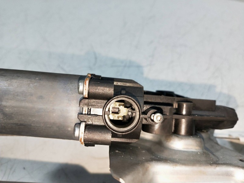 Recambio de elevalunas delantero derecho para peugeot 207 1.6 hdi fap cat (9hz / dv6ted4) referencia OEM IAM 400916H  5P