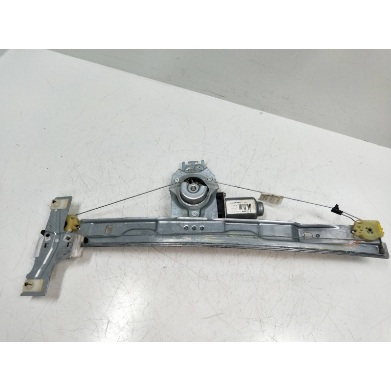 Recambio de elevalunas delantero derecho para peugeot 207 1.6 16v hdi fap referencia OEM IAM 400912C  5P