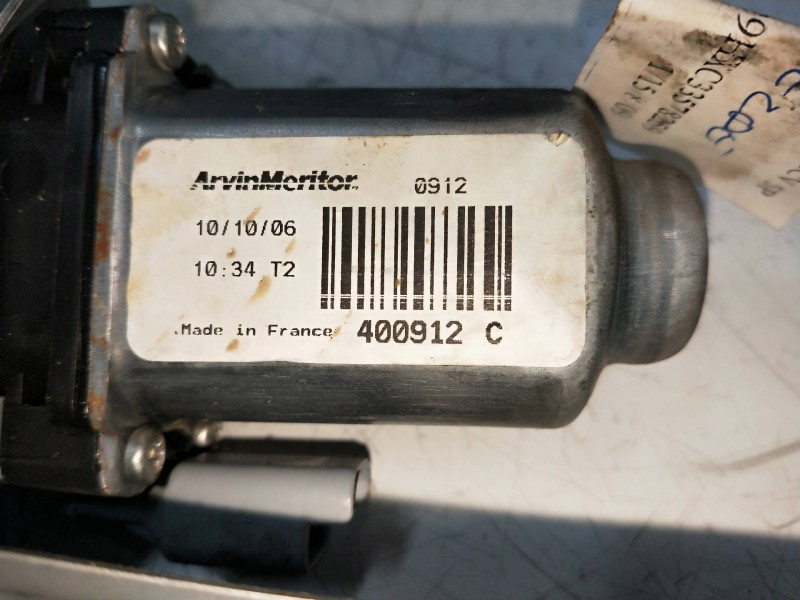 Recambio de elevalunas delantero derecho para peugeot 207 1.6 16v hdi fap referencia OEM IAM 400912C  5P