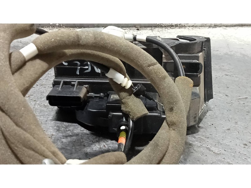 Recambio de motor cierre centralizado delantero derecho para renault kadjar business referencia OEM IAM   