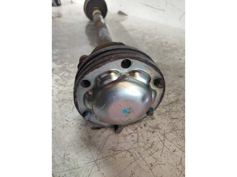 Recambio de transmision trasera izquierda para ssangyong rodius xdi referencia OEM IAM 0038009 5220HAR 