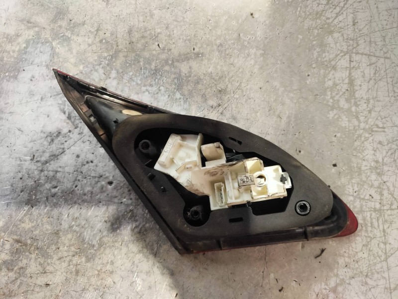 Recambio de piloto trasero derecho interior para opel astra j lim. cosmo referencia OEM IAM   