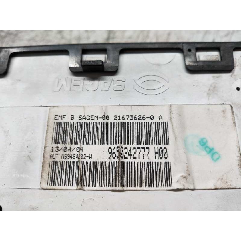 Recambio de pantalla multifuncion para citroen xsara berlina 1.6i 16v exclusive referencia OEM IAM 9650242777   Recambio de pantalla multifuncion para citroen xsara berlina 1.6i 16v exclusive referencia OEM IAM 9650242777