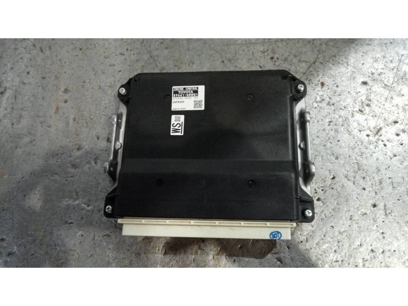 Recambio de centralita motor uce para toyota land cruiser (j15) basis referencia OEM IAM 2759009030 8966160W81 