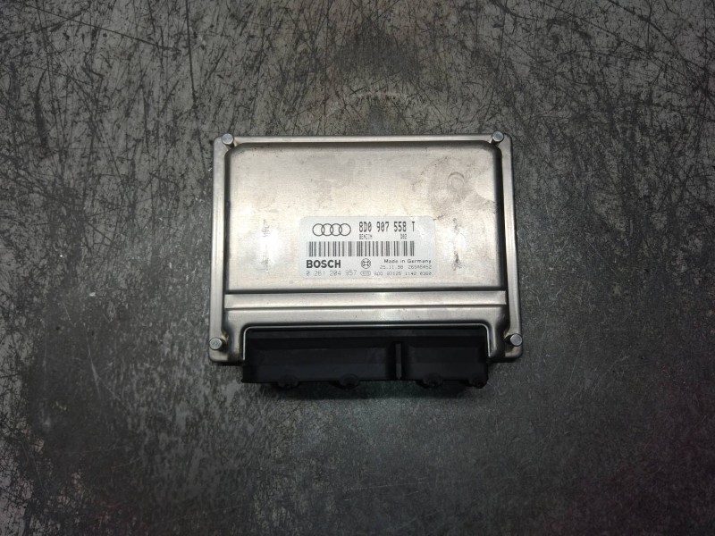 Recambio de centralita motor uce para audi a4 berlina (b5) 1.8 referencia OEM IAM 0261204957 8D0907558T D02