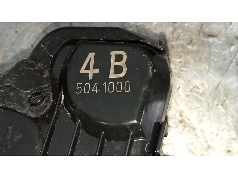 Recambio de motor cierre centralizado delantero derecho para toyota land cruiser (j15) basis referencia OEM IAM 4B5041000  