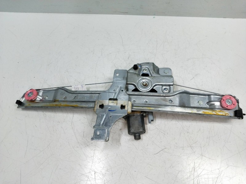 Recambio de elevalunas delantero derecho para peugeot 208 1.4 hdi fap referencia OEM IAM 9674254380  5P