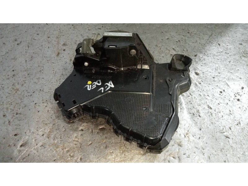 Recambio de motor cierre centralizado delantero derecho para toyota land cruiser (j15) basis referencia OEM IAM 4B5041000  