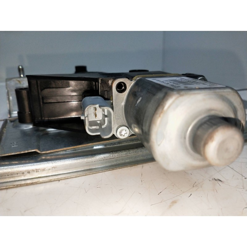 Recambio de elevalunas delantero derecho para peugeot 208 1.6 blue-hdi fap referencia OEM IAM 9674254380  5P