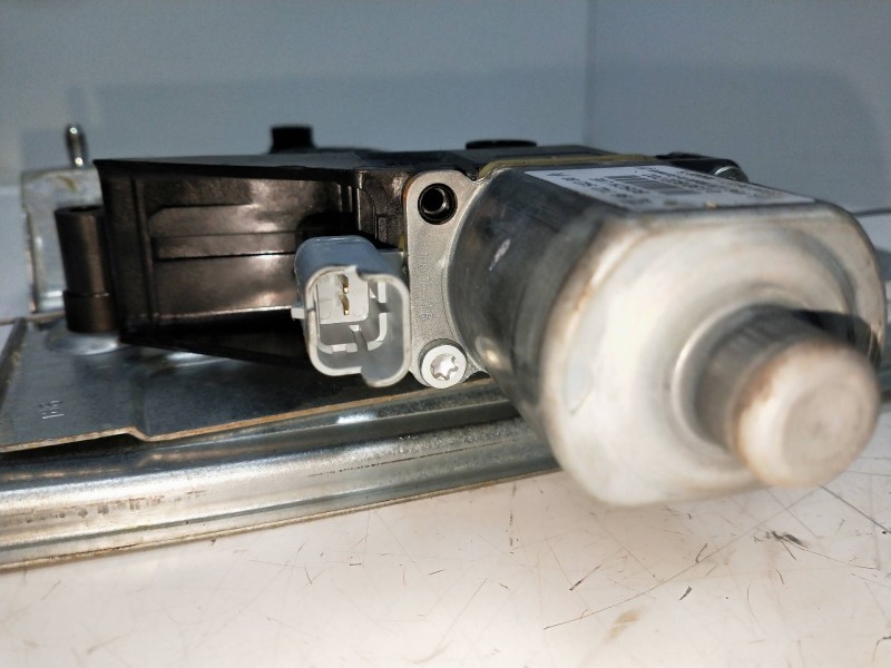 Recambio de elevalunas delantero derecho para peugeot 208 1.6 blue-hdi fap referencia OEM IAM 9674254380  5P