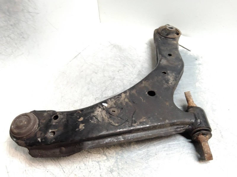 Recambio de brazo suspension inferior delantero izquierdo para kia cerato 2.0 turbodiesel cat referencia OEM IAM    Recambio de brazo suspension inferior delantero izquierdo para kia cerato 2.0 turbodiesel cat referencia OEM IAM