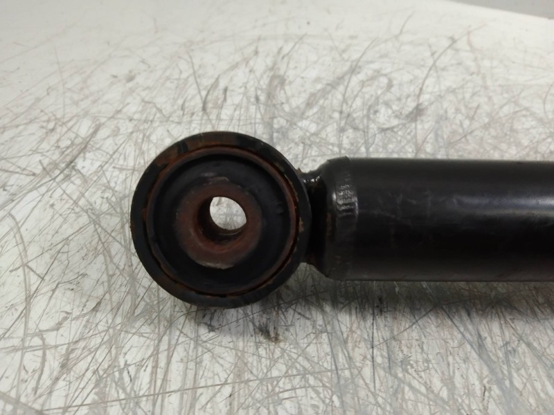 Recambio de amortiguador trasero para chevrolet cruze ls referencia OEM IAM 13332640  