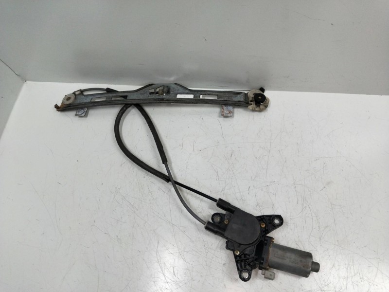 Recambio de elevalunas delantero derecho para peugeot 306 berlina 3/4/5 puertas (s2) xs referencia OEM IAM   3P Recambio de elevalunas delantero derecho para peugeot 306 berlina 3/4/5 puertas (s2) xs referencia OEM IAM   3P