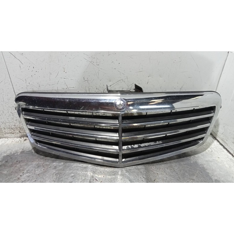 Recambio de rejilla delantera para mercedes clase e (w212) lim. e 300 cdi blueefficiency (212.025) referencia OEM IAM   