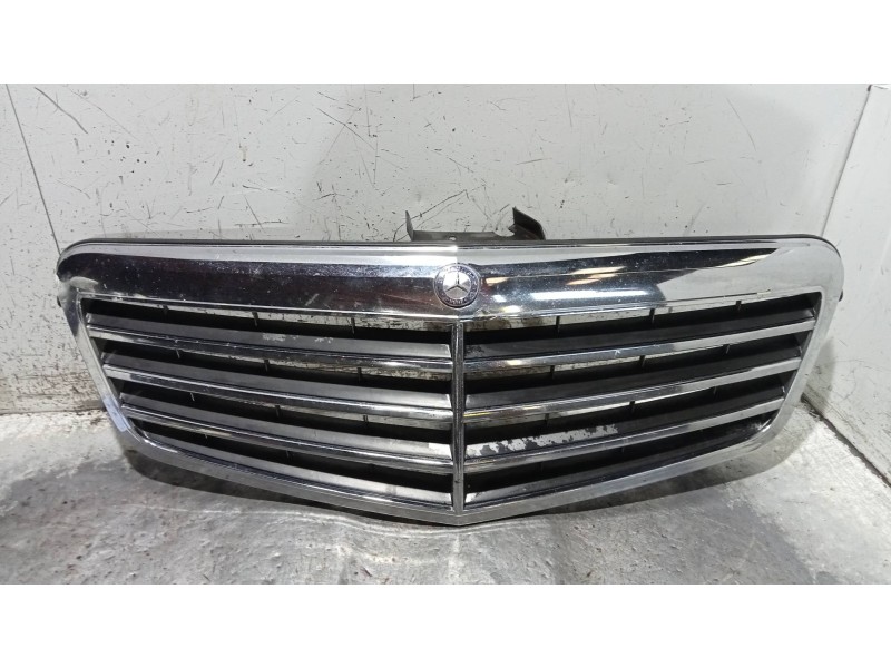 Recambio de rejilla delantera para mercedes clase e (w212) lim. e 300 cdi blueefficiency (212.025) referencia OEM IAM   