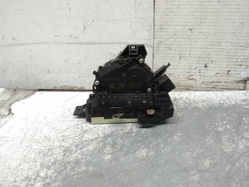 Recambio de motor cierre centralizado delantero derecho para ford focus berlina (cak) trend referencia OEM IAM   3P