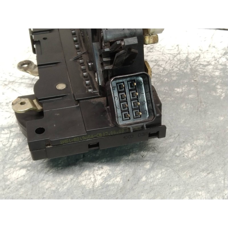 Recambio de motor cierre centralizado delantero derecho para ford focus berlina (cak) trend referencia OEM IAM   3P