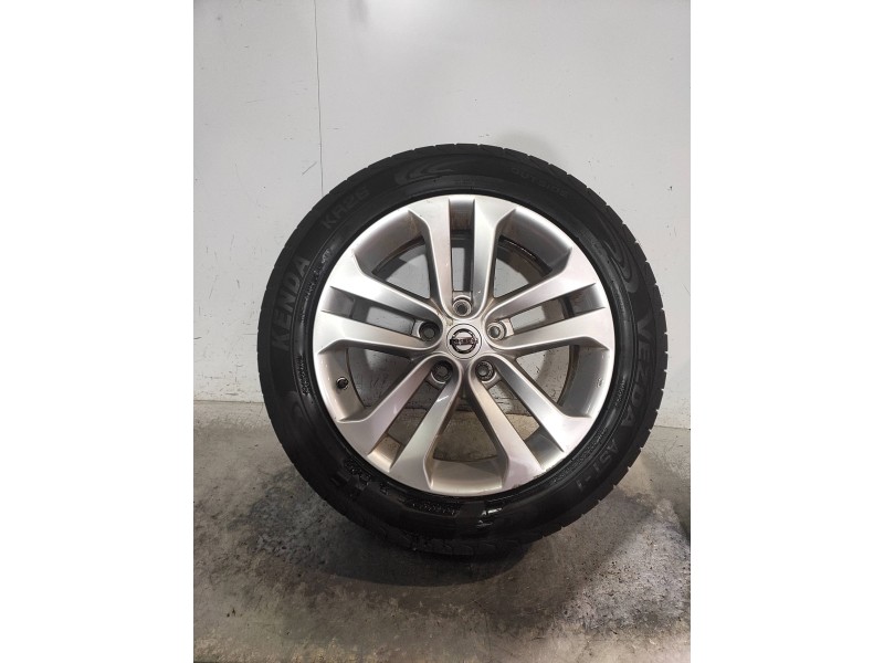 Recambio de juego llantas para nissan juke (f15) acenta referencia OEM IAM  CUBIERTAS 215/55/17