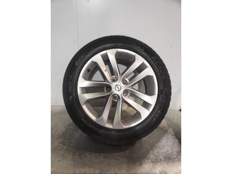 Recambio de juego llantas para nissan juke (f15) acenta referencia OEM IAM  CUBIERTAS 215/55/17