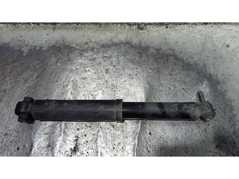 Recambio de amortiguador trasero derecho para renault kadjar business referencia OEM IAM   