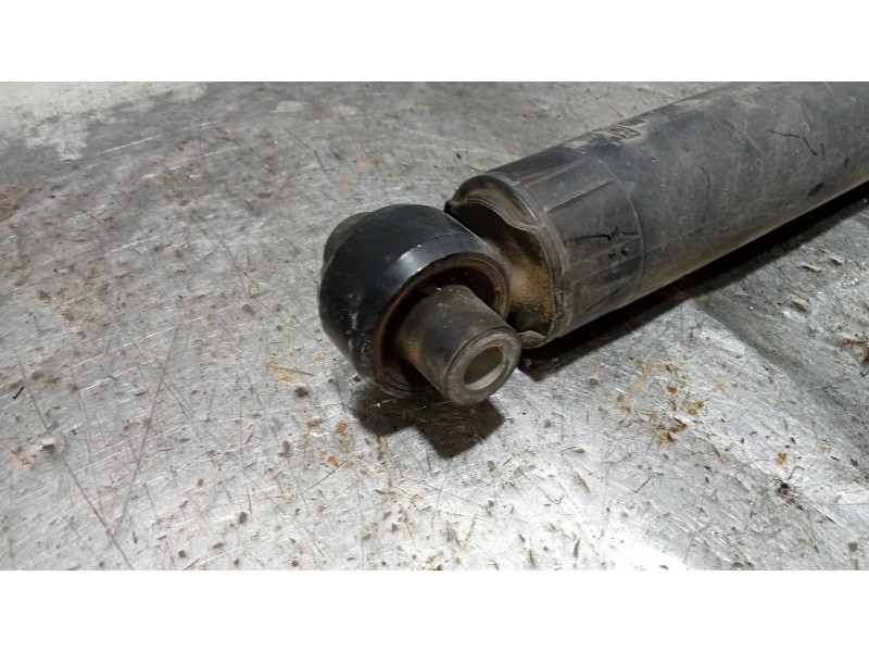 Recambio de amortiguador trasero derecho para renault kadjar business referencia OEM IAM   