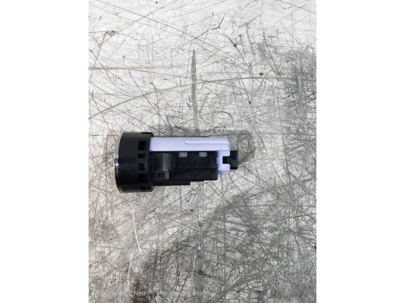 Recambio de mando multifuncion para toyota land cruiser (j15) basis referencia OEM IAM 2011DJ7792  