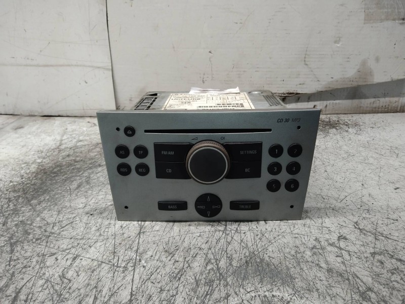 Recambio de sistema audio / radio cd para opel corsa c blue line referencia OEM IAM 7647104317 13188892QX 