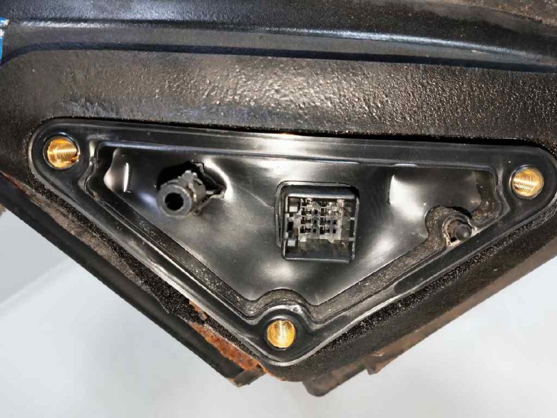 Recambio de retrovisor izquierdo para kia shuma ii 1.6 cat referencia OEM IAM   ELECTRICO