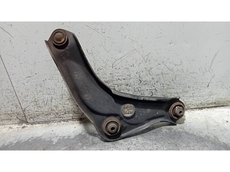 Recambio de brazo suspension inferior delantero izquierdo para renault kadjar business referencia OEM IAM   