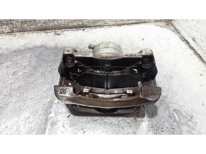 Recambio de pinza freno delantera izquierda para renault kadjar business referencia OEM IAM   