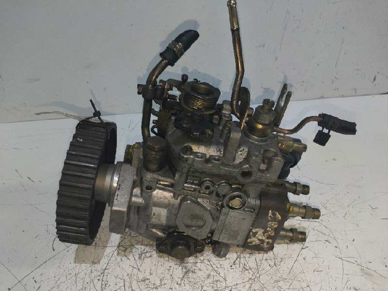 Recambio de bomba inyeccion para opel corsa b 1.5 diesel referencia OEM IAM 0460620008 BOSCH 