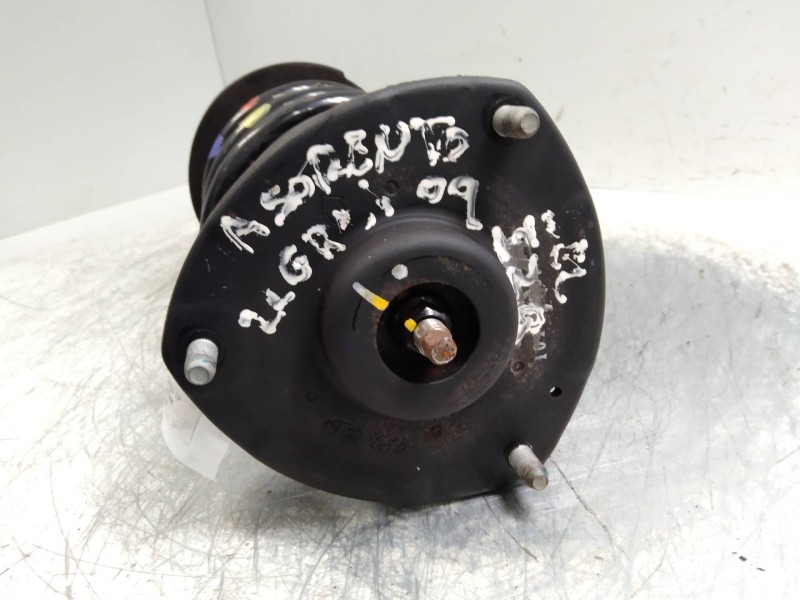 Recambio de amortiguador delantero izquierdo para kia sorento 2.2 crdi cat referencia OEM IAM   