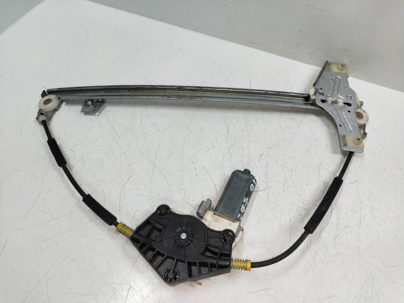 Recambio de elevalunas delantero derecho para peugeot 307 (s1) referencia OEM IAM 9634457280 990249100 5P Recambio de elevalunas delantero derecho para peugeot 307 (s1) referencia OEM IAM 9634457280 990249100 5P
