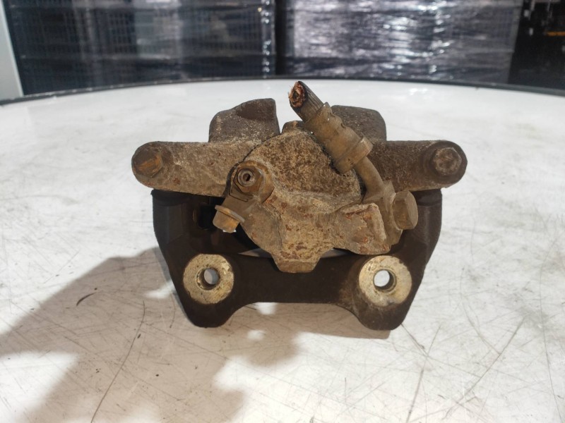 Recambio de pinza freno trasera derecha para land rover discovery 2.7 td v6 cat referencia OEM IAM   