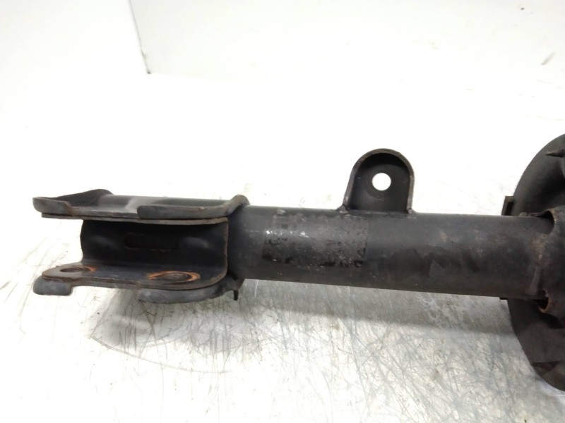 Recambio de amortiguador delantero derecho para kia sorento 2.2 crdi cat referencia OEM IAM   