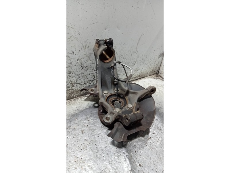 Recambio de mangueta delantera derecha para renault kadjar business referencia OEM IAM   