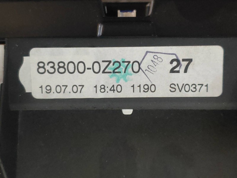 Recambio de cuadro instrumentos para toyota corolla (e15) luna referencia OEM IAM 838000Z270  