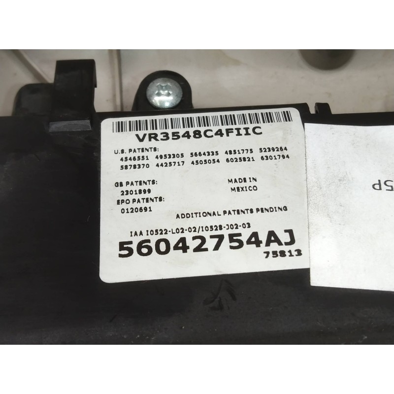 Recambio de luz interior para jeep gr.cherokee (wj/wg) 2.7 crd limited referencia OEM IAM 56042754AJ  