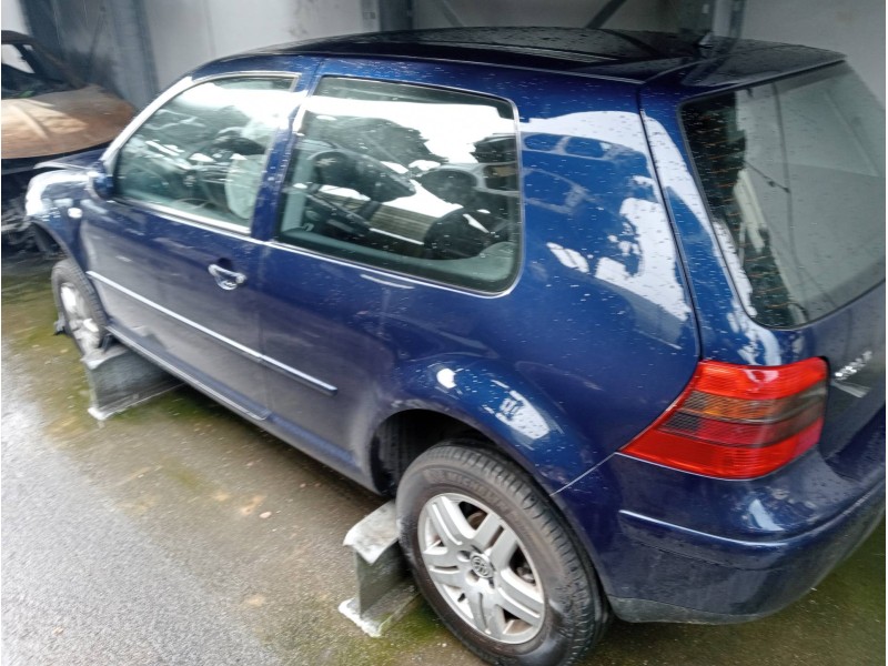 volkswagen golf iv berlina (1j1) del año 2001