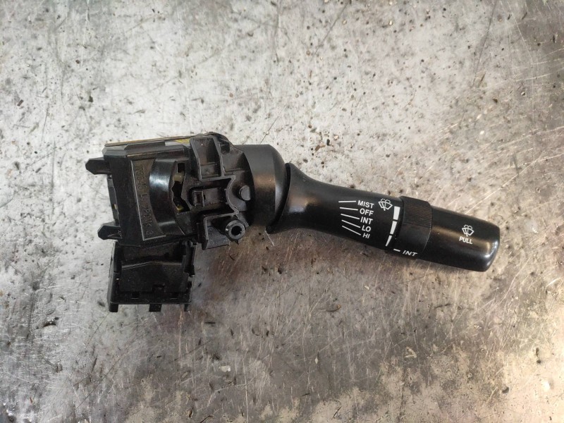 Recambio de mando limpia para toyota corolla (e15) luna referencia OEM IAM 173848  