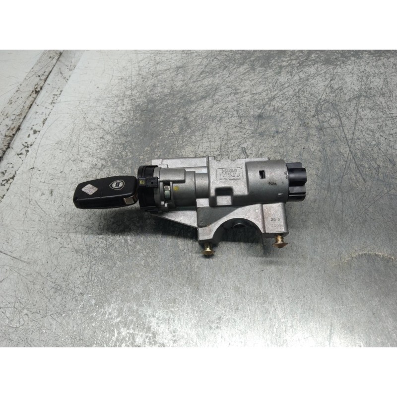 Recambio de conmutador de arranque para lancia thesis (115) 2.4 jtd executive referencia OEM IAM 010194 B365 
