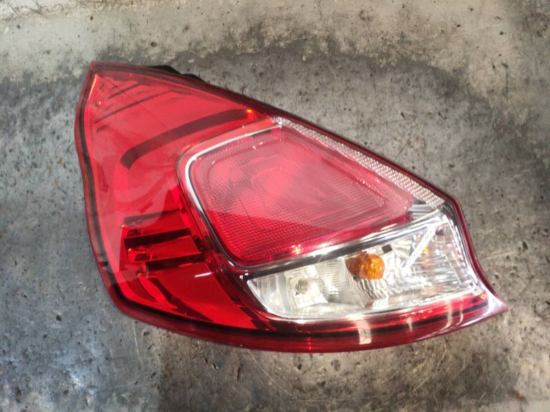 Recambio de piloto trasero izquierdo para ford fiesta (ccn) st-line referencia OEM IAM C1BB13405A  