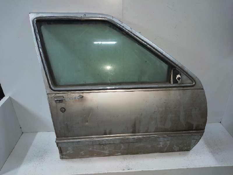 Recambio de puerta delantera derecha para cadillac deville 4.5 referencia OEM IAM   