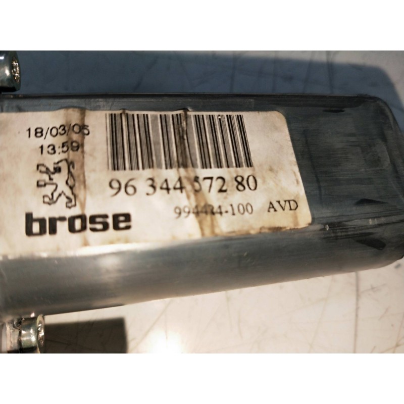 Recambio de elevalunas delantero derecho para peugeot 307 berlina (s2) 1.6 hdi cat (9hz / dv6ted4) referencia OEM IAM 9634457280